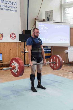 Mistrovství severní a jižní Moravy  mužů a žen v klasickém silovém trojboji 2022 - fotogalerie