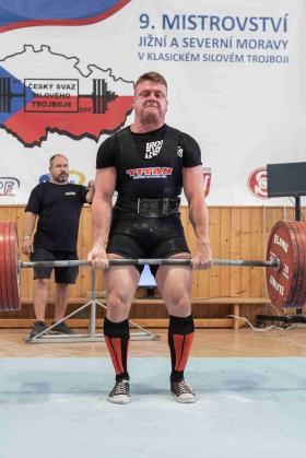 Mistrovství severní a jižní Moravy  mužů a žen v klasickém silovém trojboji 2022 - fotogalerie