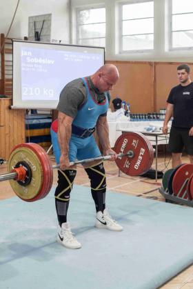 Mistrovství severní a jižní Moravy  mužů a žen v klasickém silovém trojboji 2022 - fotogalerie