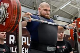 Mistrovství České republiky juniorů a dorostu v klasickém silovém trojboji 2022 - fotogalerie část 2 (junioři)