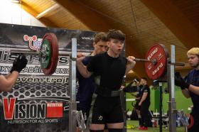 Mistrovství České republiky mladších juniorů v klasickém silovém trojboji 2024 - fotogalerie