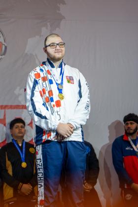 Mistrovství světa juniorů a mladších juniorů v silovém trojboji a klasickém silovém trojboji 2025 - výsledky, fotogalerie, videa