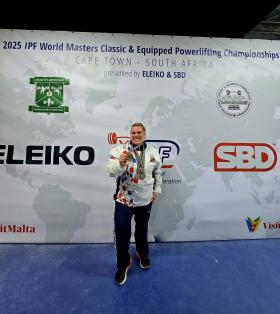 Mistrovství světa masters v silovém trojboji a v klasickém silovém trojboji - výsledky, fotogalerie