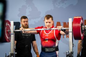 Mistrovství Evropy mužů a žen v klasickém silovém trojboji 2026 - výsledky, fotogalerie